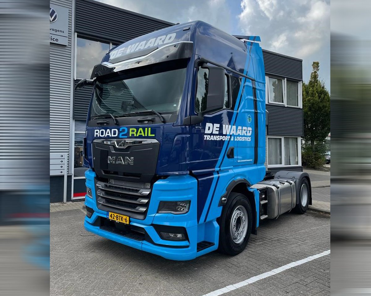 De Waard Transport tweet media