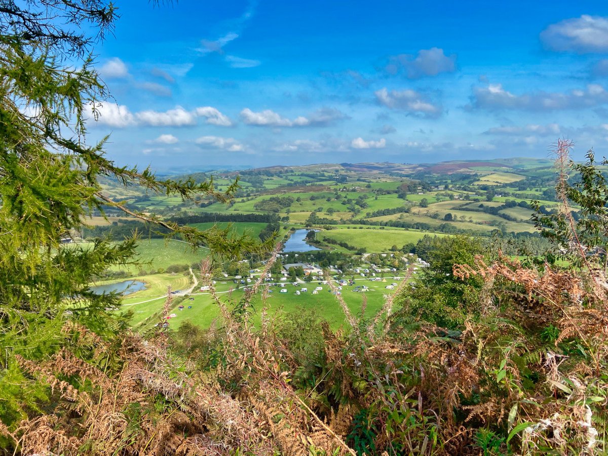 Monday motivation from <a href="/fforestfields/">Fforest Fields</a>   hill top view #MondayMotivation #GetOutside #outdoors #walking #wales <a href="/OSleisure/">OS Leisure</a>