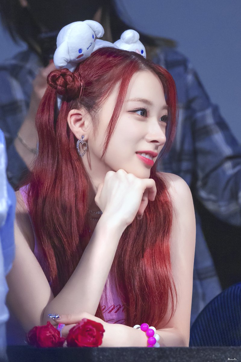 rockpunize's tweet photo. 220918 제일라아트홀 HQ

#로켓펀치 #RocketPunch #윤경 #Yunkyoung #ユンギョン 
@RCPC_members https://t.co/HNQ1S9vqel