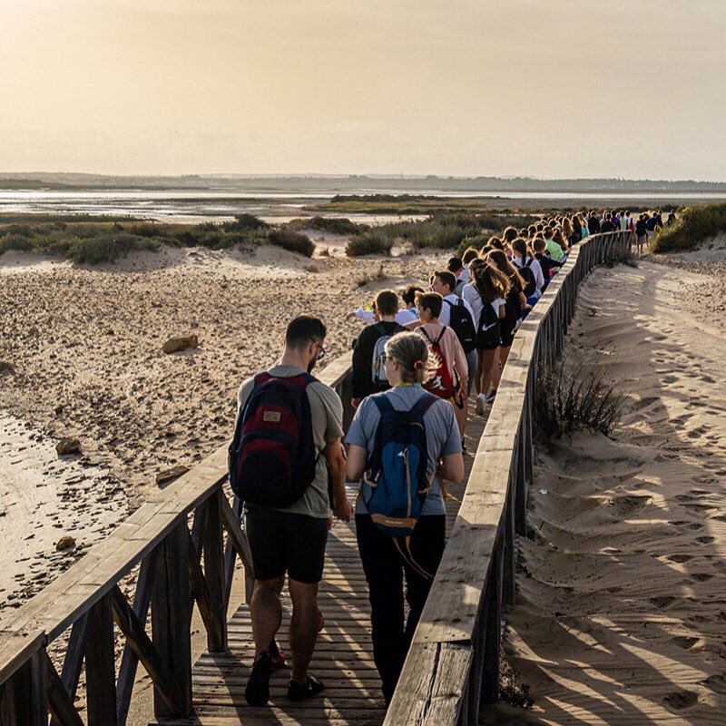 IESElenaGA's tweet photo. El pasado viernes todo el alumnado de 1º ESO salió a hacer una actividad de convivencia en la Punta del Boquerón.
#puntadelboqueron #puntadelboquerón #1eso #convivencia @educaciongob @educaciongob #somoselieselenagarciaarmada @cepdejerez https://t.co/7KggDMXS9b