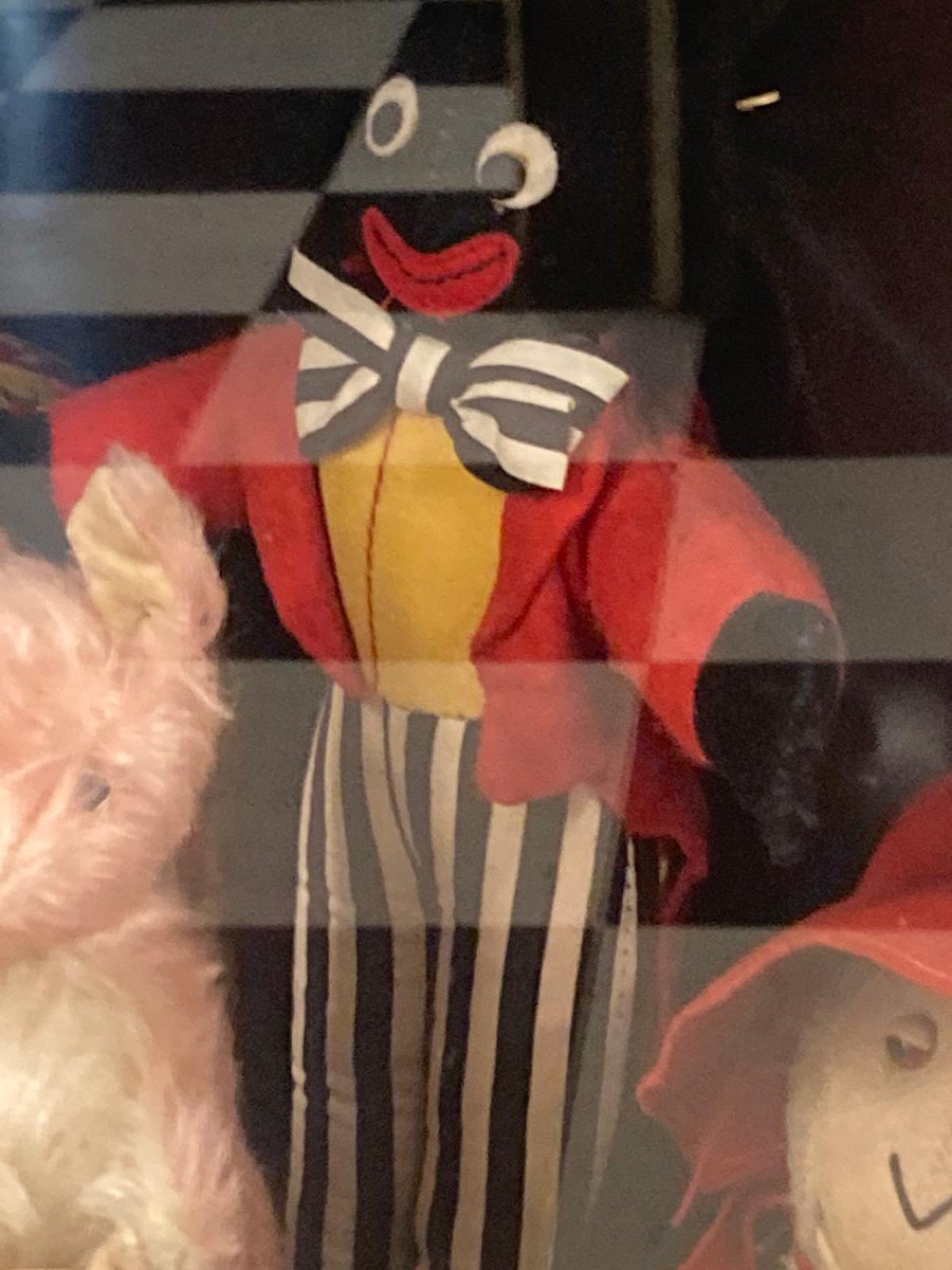 The @RHFBandH should be aware that Brighton Toy museum has These displayed and as a Black man I feel offended and On visiting the site I had to walk away disgusted @thetoymuseum can you remove them immediately ☠️🔥☠️