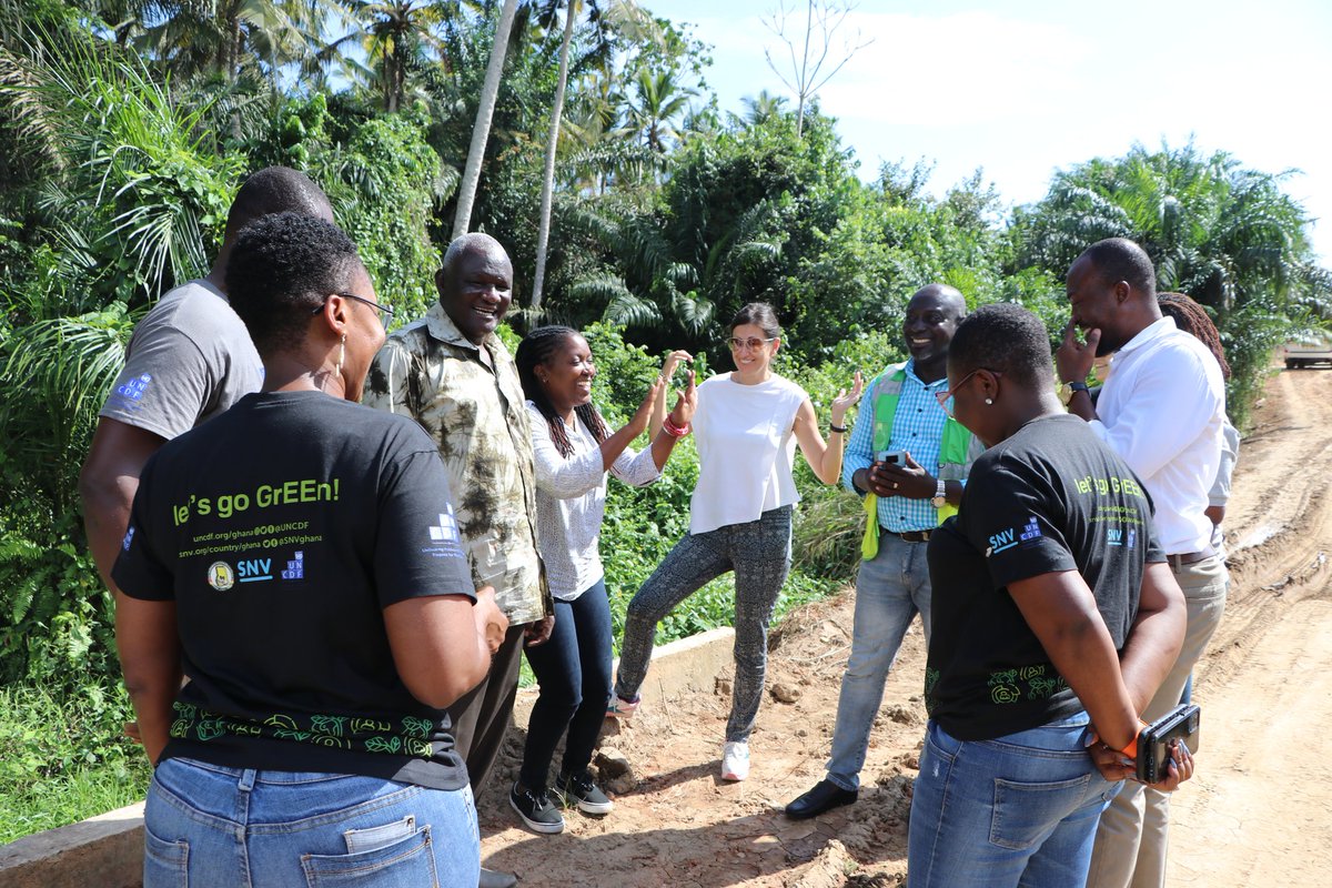 SNVGhana's tweet photo. Following the discussions, the team visited one of the culverts constructed by the community members under the #GrEEnProject by our co-implementing partner, @UNCDF.

#AfricaTrustFund https://t.co/eVpNgVvTpy