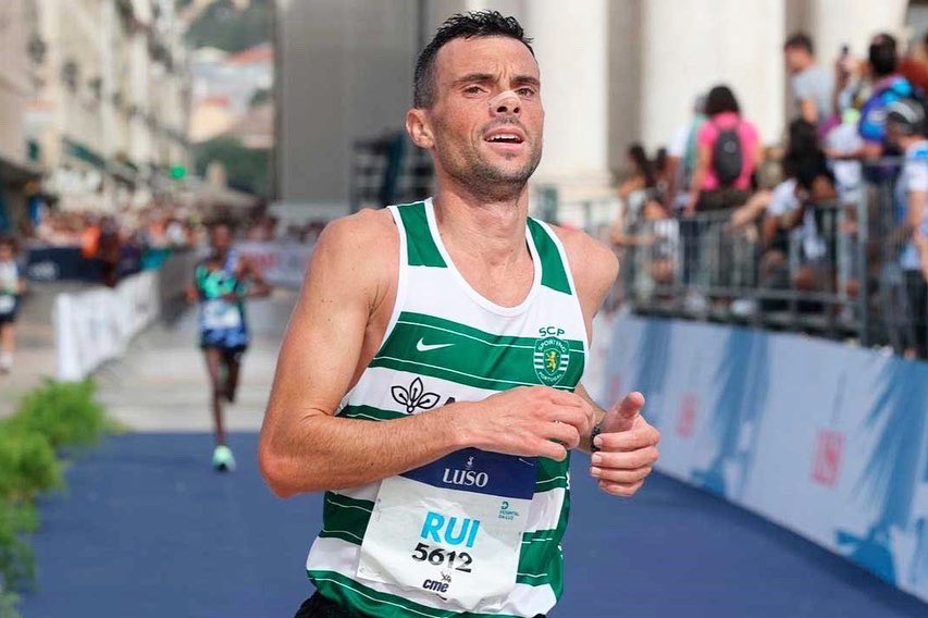 Pinto17Rui's tweet photo. Luso Meia Maratona de Lisboa |

Sobre a prova de ontem.

Um top 10 na classificação geral, sendo assim o melhor português com o registo de 1:03.52.
Um resultado que surge numa fase inicial da minha preparação, deixando boas perspectivas para o futuro. https://t.co/4LPviAkWff