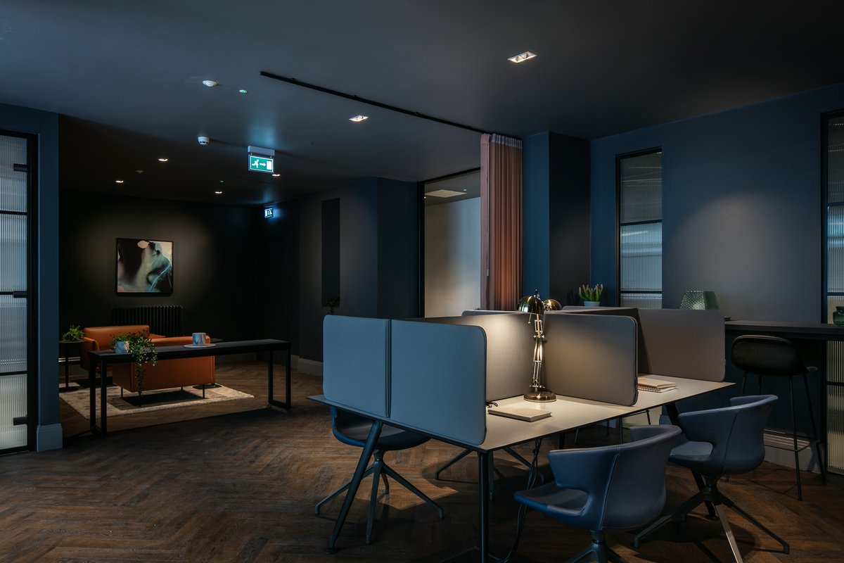 northspring_lds's tweet photo. Did you know Northspring occupiers can use the facilities at any other building, free of charge?

Whether your meeting is in #Manchester, #Birmingham or #Leeds you have access to our high-end facilities.

Want to know more? 📲 https://t.co/fdm6HUTQHh https://t.co/CqkyRLgOun