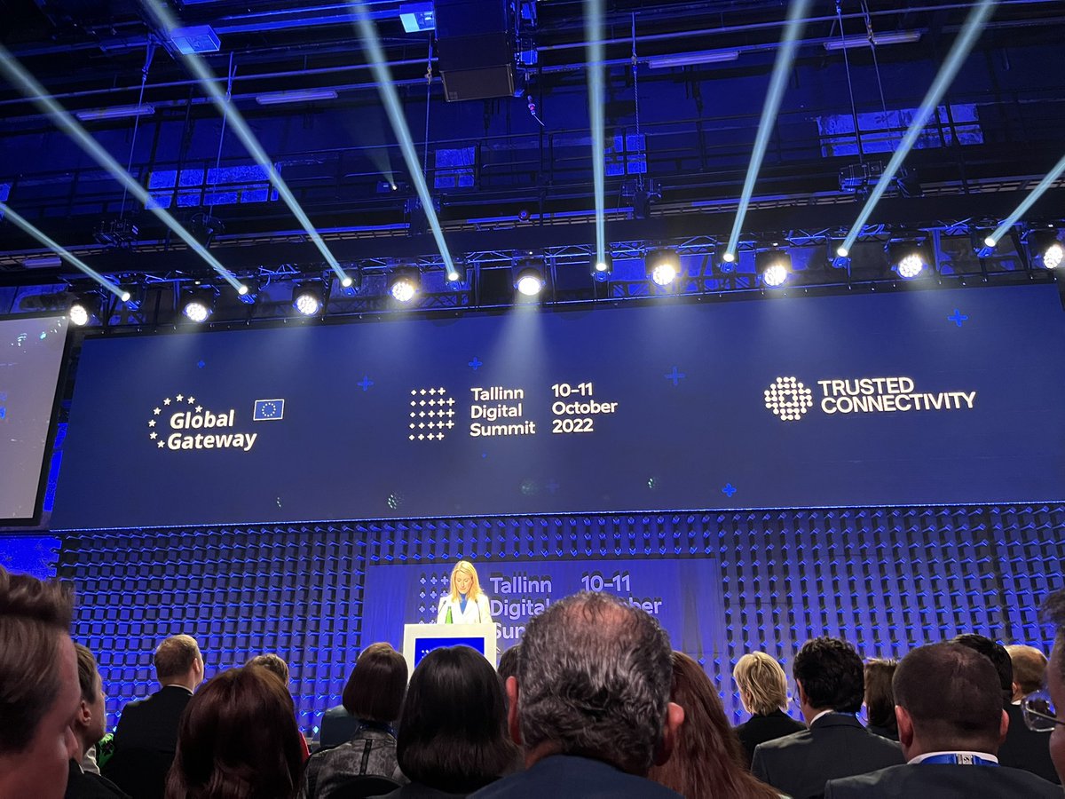 Russia is using our connectivity to dissolve us” and “Critical Infrastructure is the new front of warfare” - sober reminders and reality checks on trust and connectivity by 🇪🇪 PM <a href="/kajakallas/">Kaja Kallas</a> and 🇪🇺 COM Pres.<a href="/vonderleyen/">Ursula von der Leyen</a> to kick off Tallinn Digital Summit <a href="/TallinnSummit/">Tallinn Digital Summit</a> . #TDS22