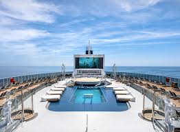 Fabiangil81's tweet photo. 40 días,eso es lo que queda para el viaje inaugural del MSC Seascape desde Civitavechia, allí estaremos embarcados hasta Barcelona para contaros todo sobre ese nuevo barco de @MSCCrucerosESP y os lo publicaremos en una review para todos en @CruceroAdicto https://t.co/n92yxerXDo