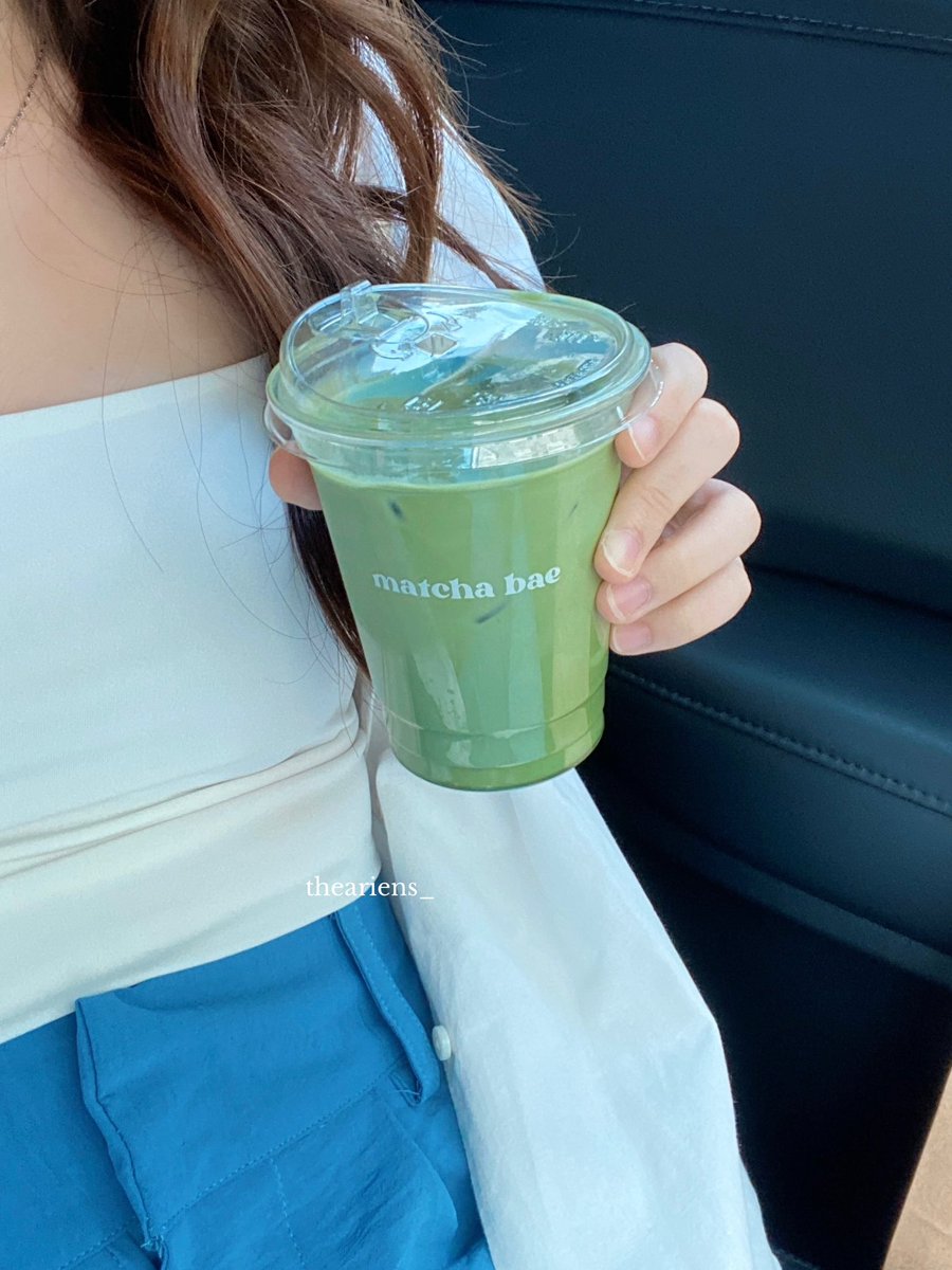 theariens_'s tweet photo. 🧸 kemaja putih
Rp 179.000 (https://t.co/YvnYFlKpqy)
kemaja shopatvelvet emang fit oversizednya terbagus 🥰 warna putihnya gak nerawang

🧸 crinkle loose pants
Rp 89.000 (https://t.co/eVuLMdZvRC)
crinkle pants yang ga gampang lecek, adem, jatoh, fitnya auto bagus https://t.co/DqyX6r1KKg