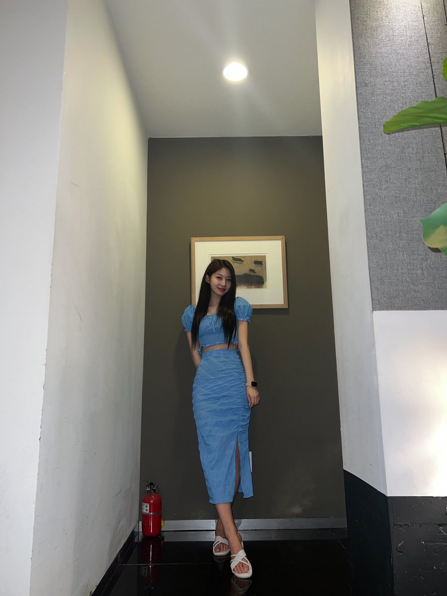 sihyeonpic's tweet photo. weverse update https://t.co/myA0a5fMHb