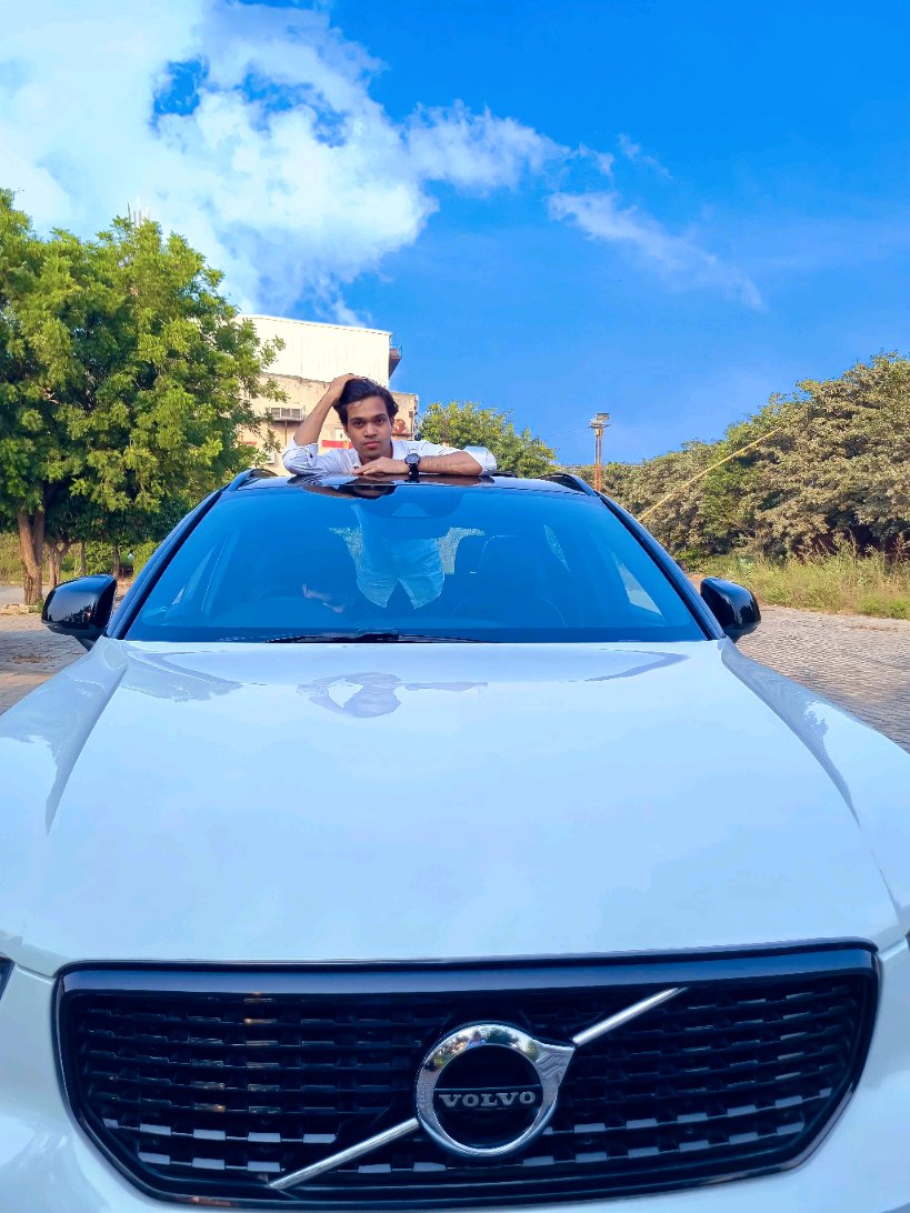 iambappihussain's tweet photo. A Avesome Day with Volvo X40 https://t.co/PEUf5sWqAK