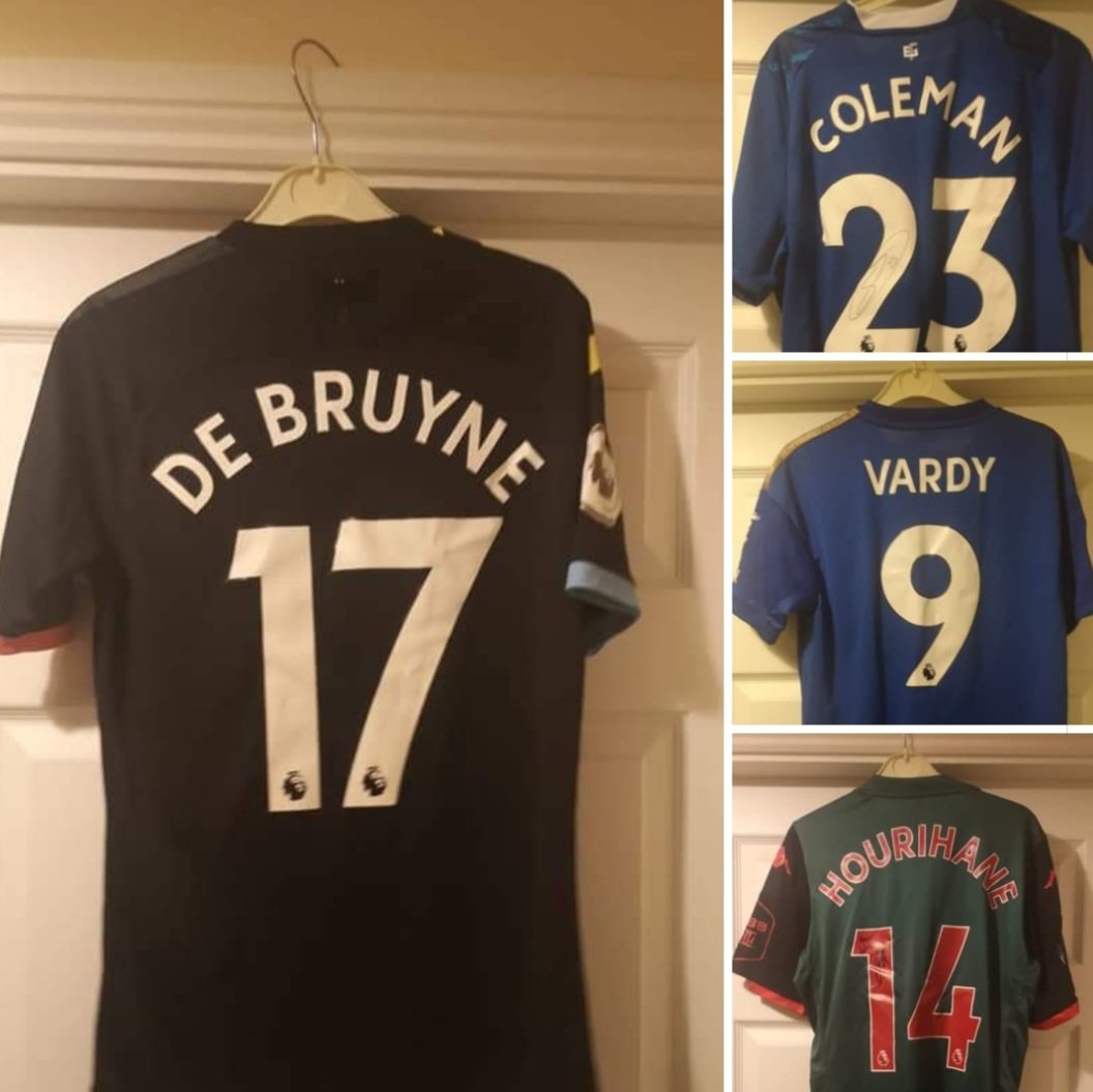 And we are live!! 

Bidding has now commenced. If you wish to place a bid on a specific jersey please contact Brendan on 0861076196. 

All bids are done through a what's app group.