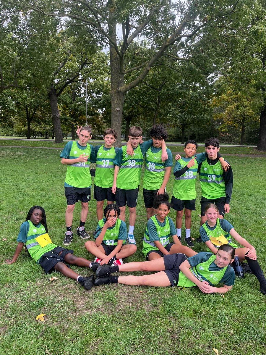 APASixthForm's tweet photo. @ArkPutney Massive well done to all 24 students who took part in today's Wandsworth Schools Cross Country event. It was cold, windy and even started to rain but all students persevered and finished the race. #community https://t.co/vT5MSFyNWf