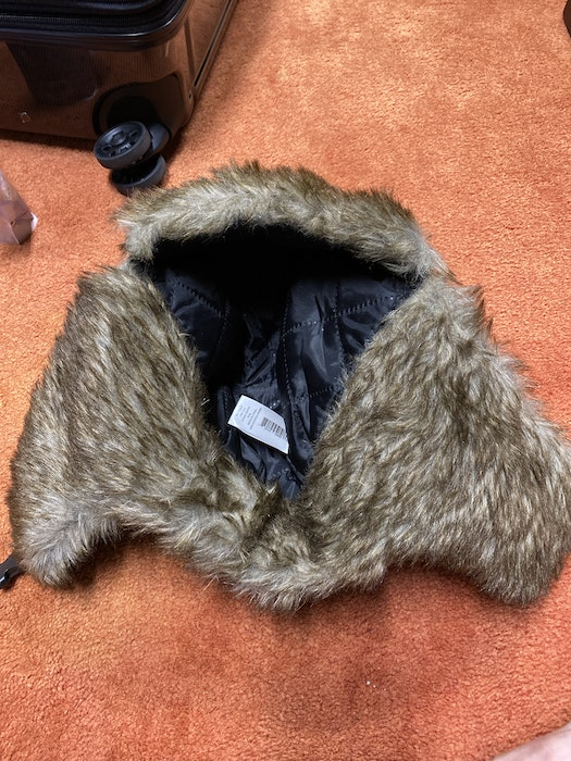 Goodchoi_LA's tweet photo. アイテム名:あったかい帽子
売却希望価格:5.00USD

https://t.co/IDpU325Aa5

※売切れの場合は、リンク先に表示されません。

さぁ皆さんも、どんどん売って、どんどん買おう！
グットチョイス、グッチョイ！で。 https://t.co/EI2kvdsPXQ