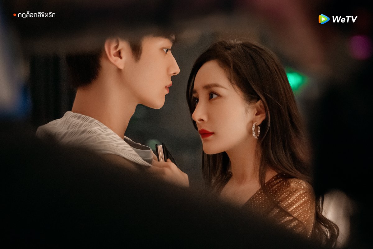 WeTVThailand's tweet photo. ความรักบนเส้นทางคู่รักจำเป็นจะเป็นอย่างไร?🔑❤️

สิ้นสุดการรอคอย!!! 
13 ตุลาคมนี้พบกับ "กฎล็อกลิขิตรัก | She &amp; Her Perfect Husband"
นำแสดงโดย #หยางมี่ #สวีข่าย

🎥 #กฎล็อกลิขิตรัก ดูซับไทย👉🏻 https://t.co/IO8yEoK9pH

#WeTVth
#WeTVซีรีส์จีน
#SheAndHerPerfectHusband
#YangMi #XuKai https://t.co/C5aGxxePCW