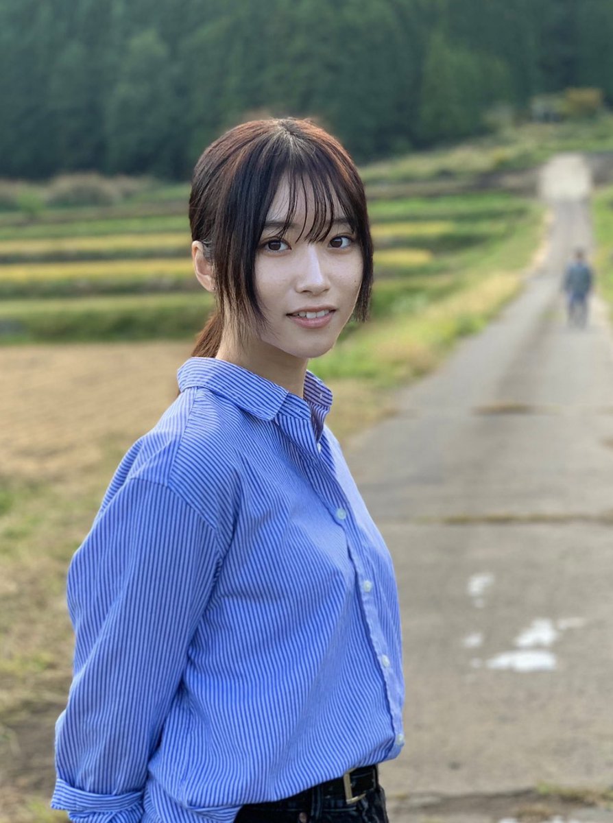 questionzombies's tweet photo. 今日は、山で会ったお婆ちゃんに林檎を頂きました。幸せな気持ちになりました。 https://t.co/xsRNZPDnG8