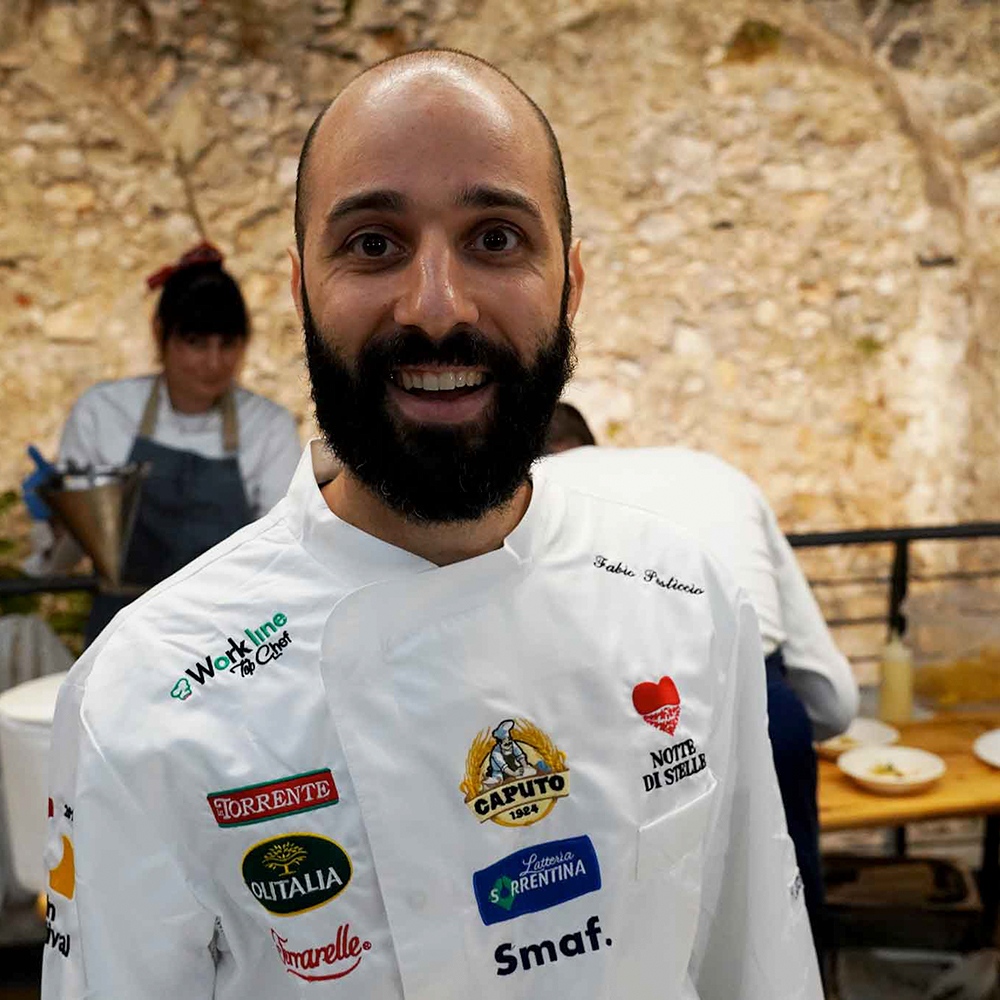 Fabio Pesticcio, "Zucchinella alla Carbonara ”, 2020, Ristorante Il Papavero, Eboli
⁠⁠
#funny #autunno #artecuriosa #arte #autumn #artoftheday #nature #artist #artwork #creative #picoftheday #gallery #foodie #food #tasty #foodporn #cooking #italiancooking #zucchini #veggies