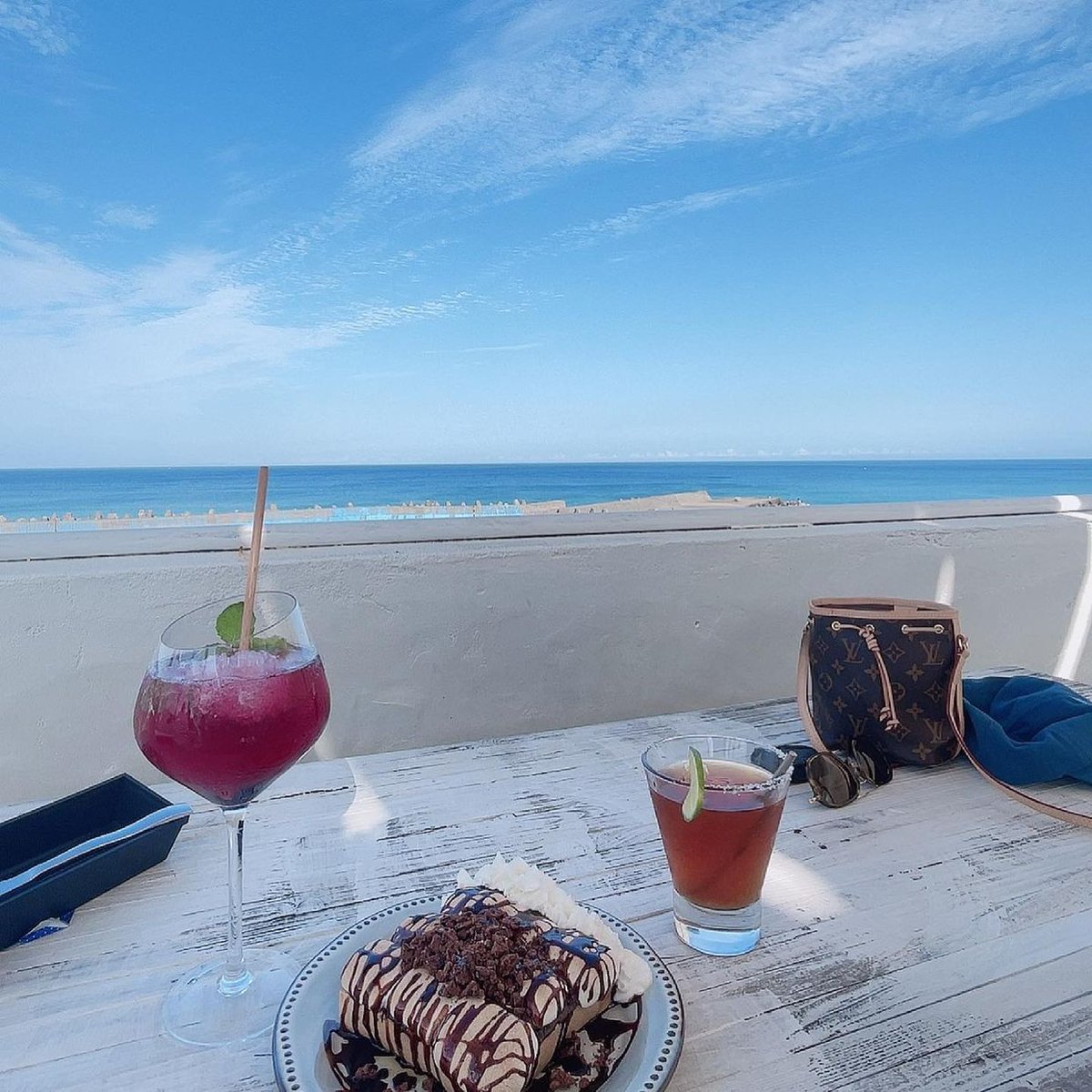 LiuweiNina's tweet photo. Everything is good here, I love this place https://t.co/i1w0f01Uq6