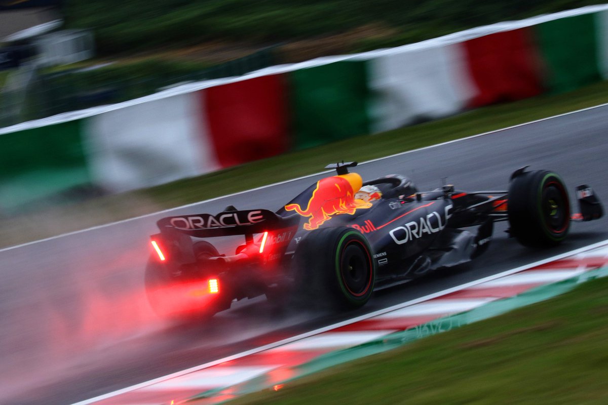 masaike615's tweet photo. #2022 F-1 日本GP
#日本GP 鈴鹿サーキット
#鈴鹿サーキット
#Red Bull Racing
#レッドブルレーシング
#マックス・フェルスタッペン
#マックスフェルスタッペンチャンピオン
#2022F-1 World Champion
#ホンダ
#HONDA
3年にぶりに開催された F-1日本GP鈴鹿サーキットに行って来ました。 https://t.co/xtjEfZ4c5J