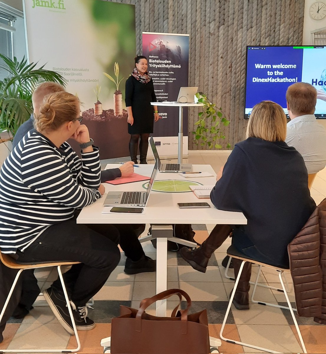 biotalouskampus's tweet photo. #DinexHackathon's kickoff! Today in BioPaavo, 4 teams @SofiFiltration #Econet #OwatecGroup and #SansOx present their ideas for recovering & recycling high value metals & elements from #catalystmanufacturing. #CircularEconomy #PGM #sustainability #DinexGroup @JAMK_fi @kasvuopen https://t.co/T8DlQESCT6
