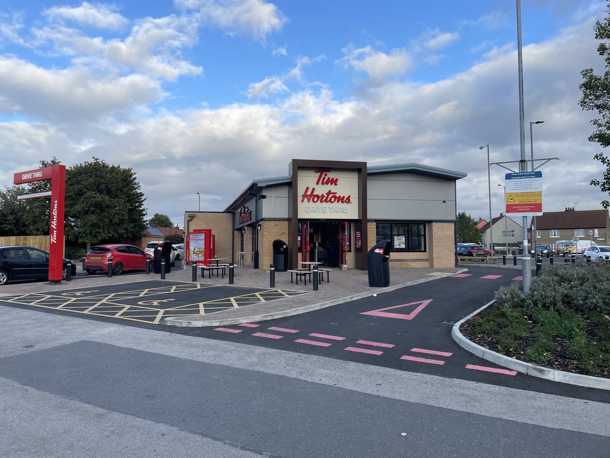 THPArchitects's tweet photo. THP were recently involved as architects in the conversion of a vacant unit at 3 Lakes Retail Park, #Selby into a @timhortonsuk for our client Workman LLP.
The project involved demolishing half the building to accommodate the new drive thru lane.
#architects #THParchitects https://t.co/nxQFQvjrq2