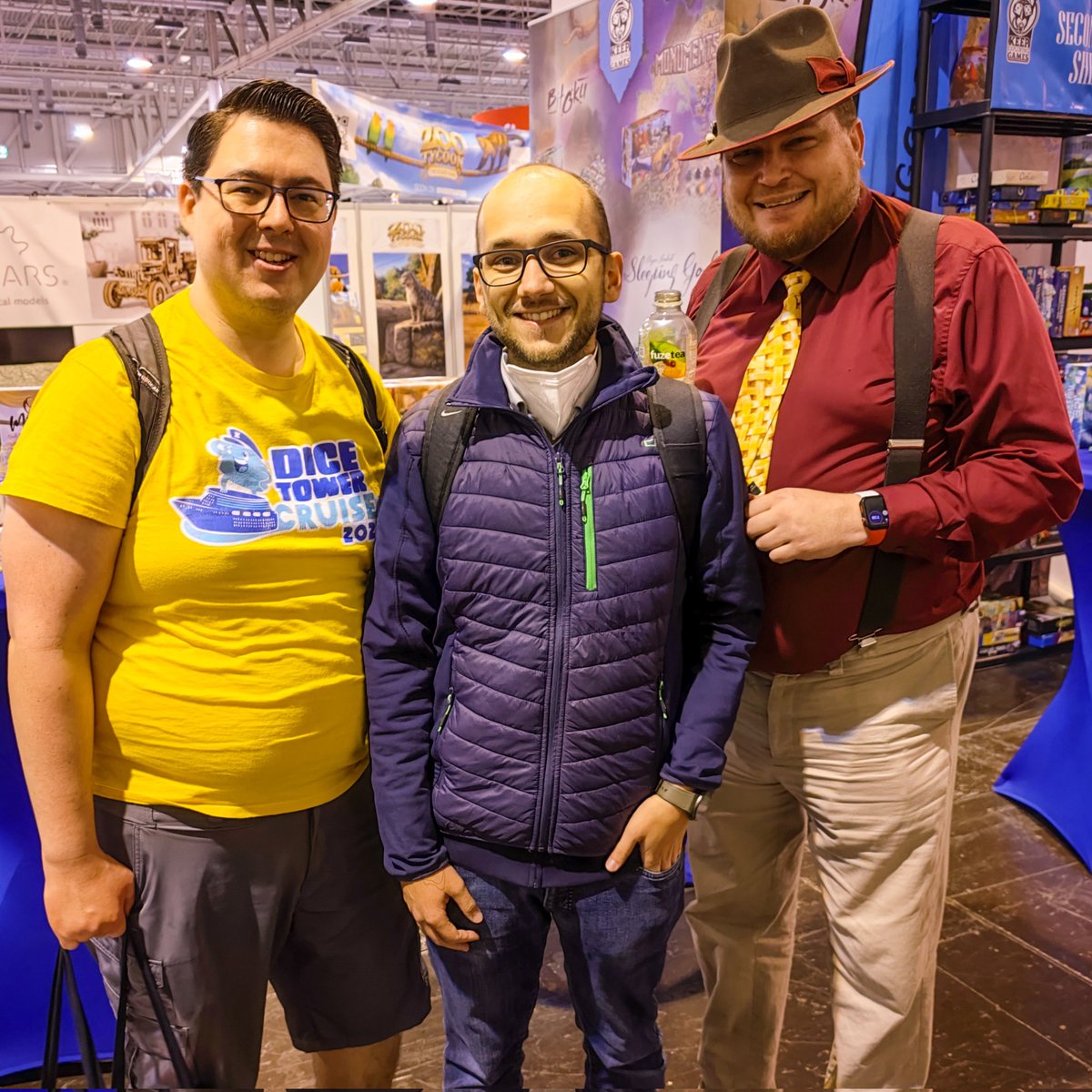 bedikk's tweet photo. I was fortunate enough to meet amazing people at #Spiel22, like @semicoop, @ChilibeanNP and @DiceTowerChris. Some photos: https://t.co/1Rwb2MYmfY