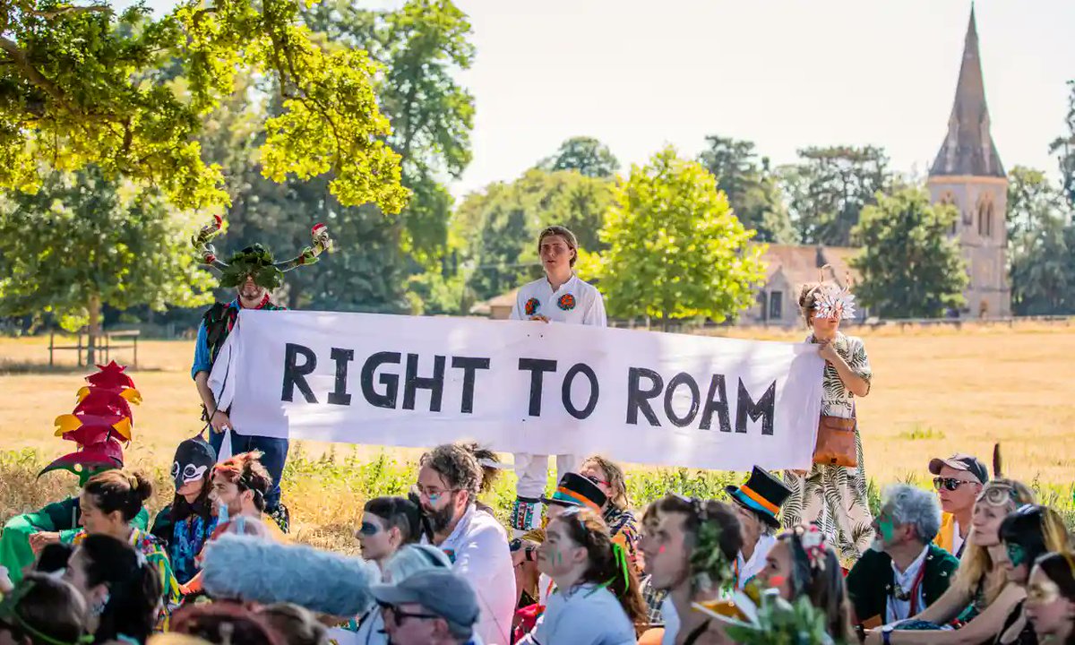💥NEW💥

We spoke to <a href="/Right_2Roam/">Right to Roam</a> about the history of their campaign and trespassing laws, why the language of trespass is framed against the working class, govt hypocrisy on access rights and why reconnecting with the land is so important 🌄🚶‍♂️

Listen: bit.ly/3CkaT7V