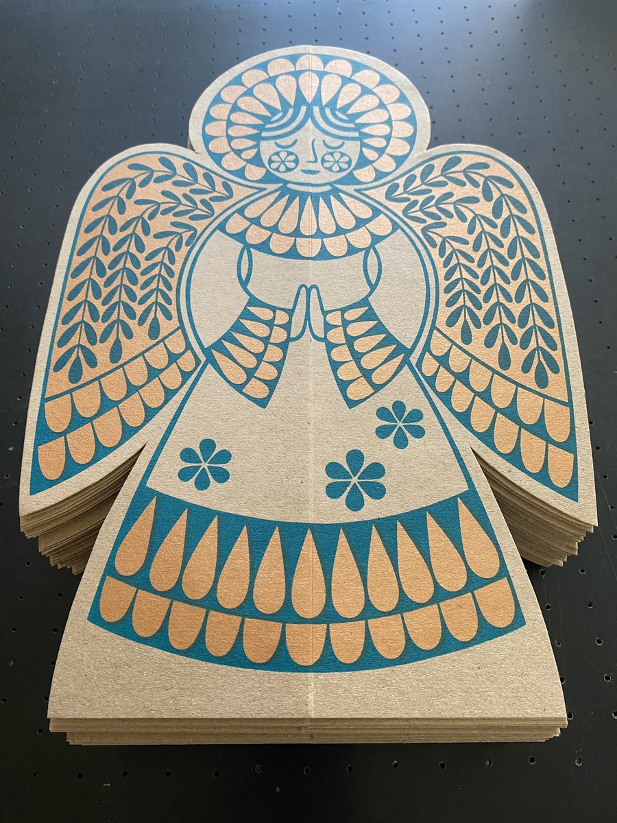 KarolineRerrie's tweet photo. My weekend was a lot like this… creasing, folding, gluing & cutting out angel decorations. Quickly #screenprining another 80 angels because I miscalculated & only actually printed 84 angels last week! Then they needed creasing, folding & gluing! And today I have to cut them out. https://t.co/h2jUllDqAZ