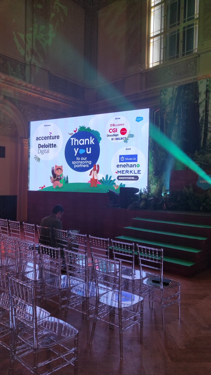 MartinSmrz's tweet photo. @salesforce  Live Prague https://t.co/sEFUseHS2S