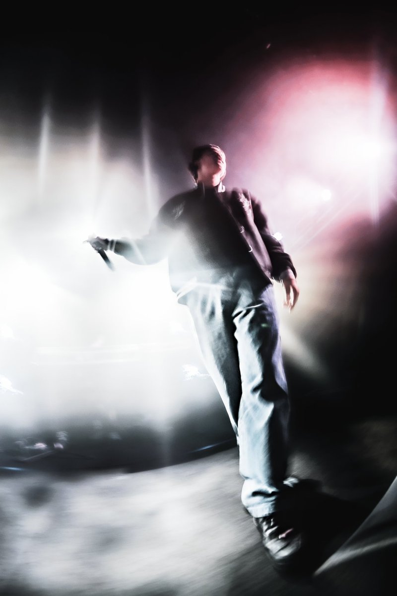 lea esmaili tweet media