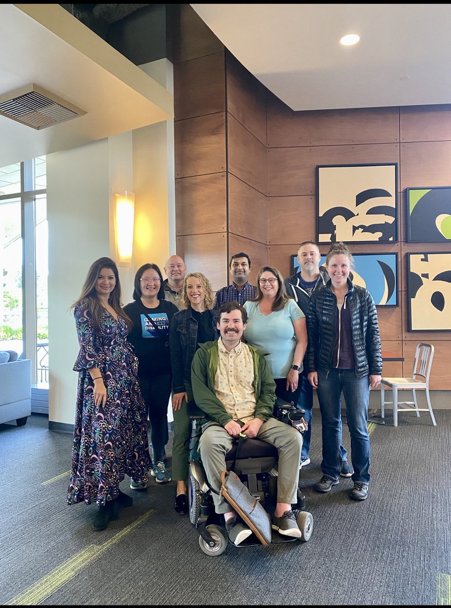 Do you have a team #MentalHealth strategy? 

Nothing fancy ~ 1-3 things for daily well-being at work. 

For our team it’s:
1. No Mon am or Fri pm meetings
2. Working on passion projects 20% of the time
3. Experiments 👀

On this #WorldMentalHealthDay I’d love to hear yours! 👇🏼