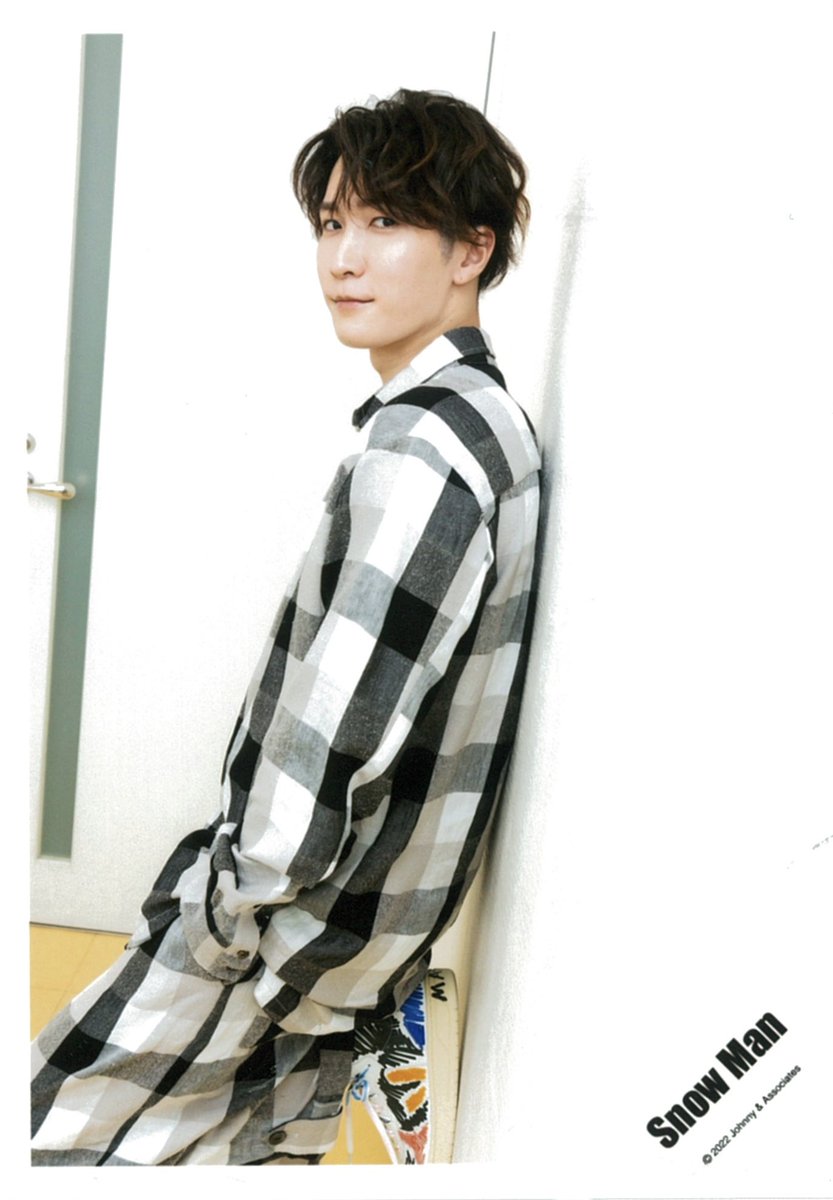 s09wy's tweet photo. Labo. ツアーグッズ オフショ
個人 渡辺翔太 https://t.co/s04GyAIDXu