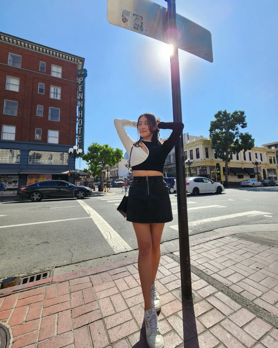 Delulumi tweet media