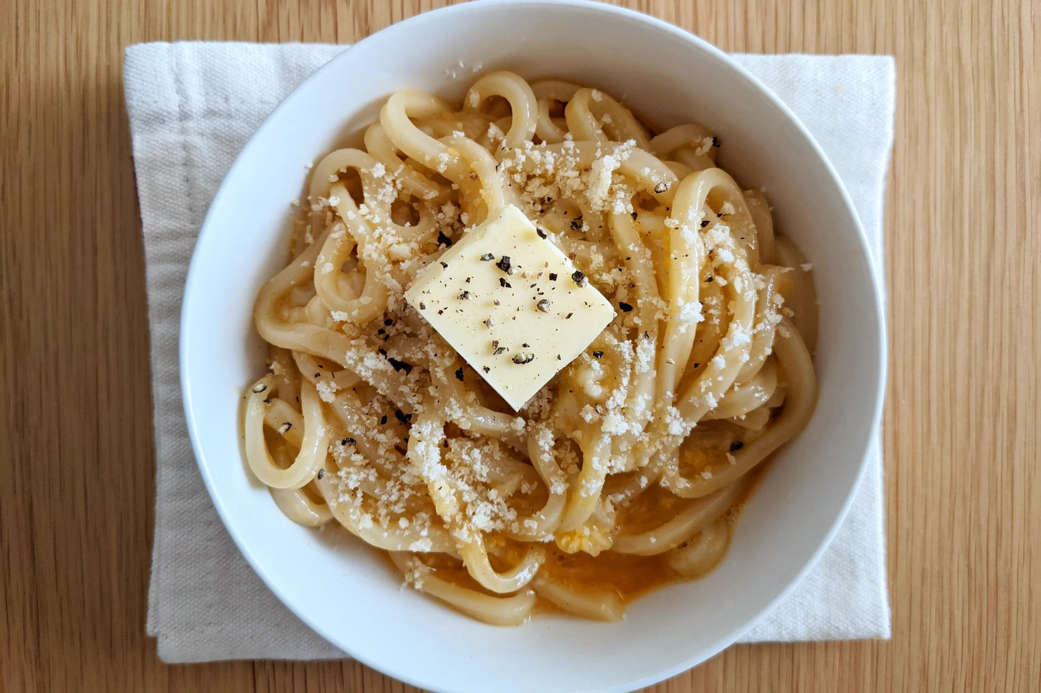 簡単でお手軽！和風な味付け&チーズとの組み合わせが美味しそうな「うどん」レシピ！