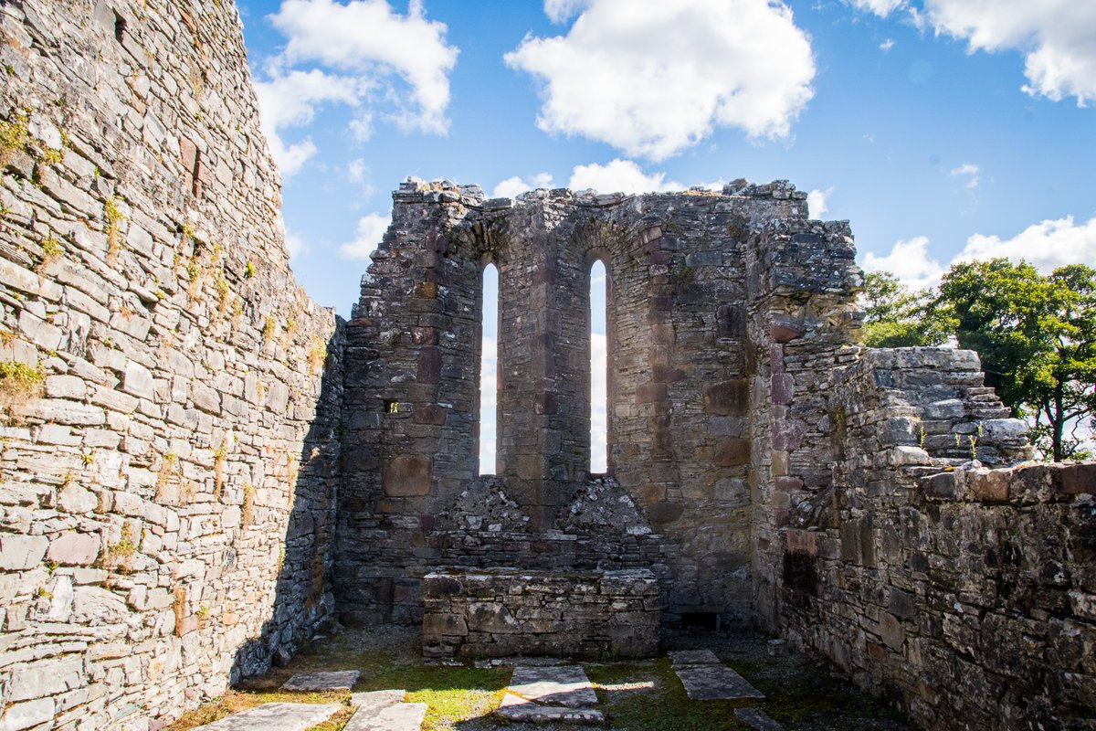 An absolutely beautiful day here today on Innisfallen Island. How are you spending your sunny Monday?