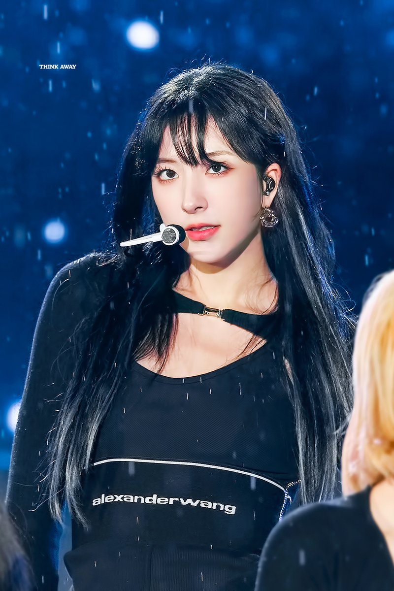 ThinkAway527's tweet photo. 221009

#우주소녀 #WJSN #은서 #EUNSEO #손주연 @WJSN_Cosmic https://t.co/NUX0WmEeSh