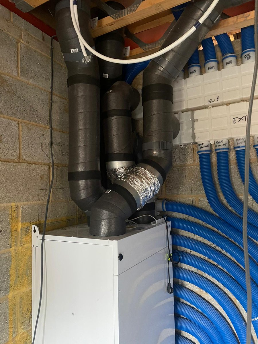 nilan_uk's tweet photo. Latest unit piped up and just waiting to be turned on and commissioned.
#ecohome #freshair #ventilation #slservices #climate #experts https://t.co/9O9lUTjaOL