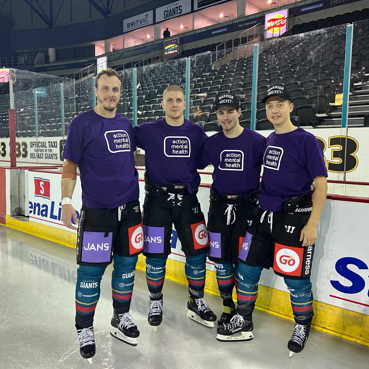 BelfastGiants's tweet photo. It's #WorldMentalHealthDay, a GIANT cause that's close to our hearts and one that we're proud to support.
🤝 @amhNI
#WMHD22 #MakeItAPriority #TimeIsRunningOut #PlugTheGap #ProtectMentalHealth https://t.co/JfWOz8zyTq