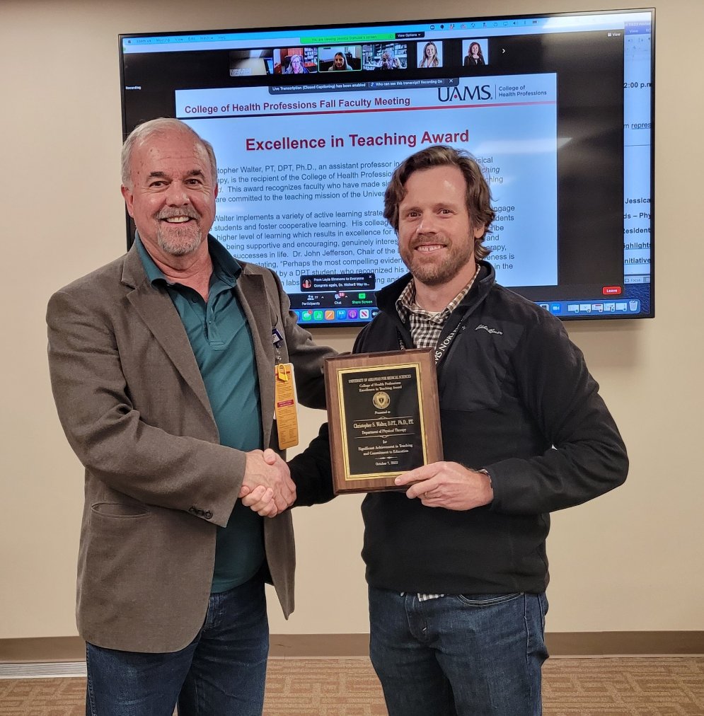 🎉Congratulations to Assistant Professor, Christopher Walter, P.T, D.P.T, Ph.D, on receiving the 2022 CHP Excellence in Scholarship and the 2022 CHP Excellence in Teaching Award! #uamshealth #uamschp #CHPProud #PhysicalTherapy #ptdpt @UAMSNWCampus