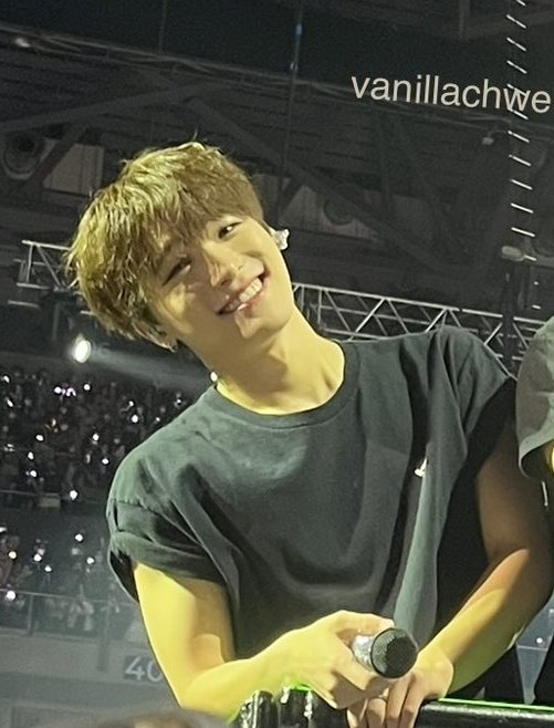 MlNGHA097's tweet photo. manila's bunso:((( https://t.co/I9pj6tSkFq