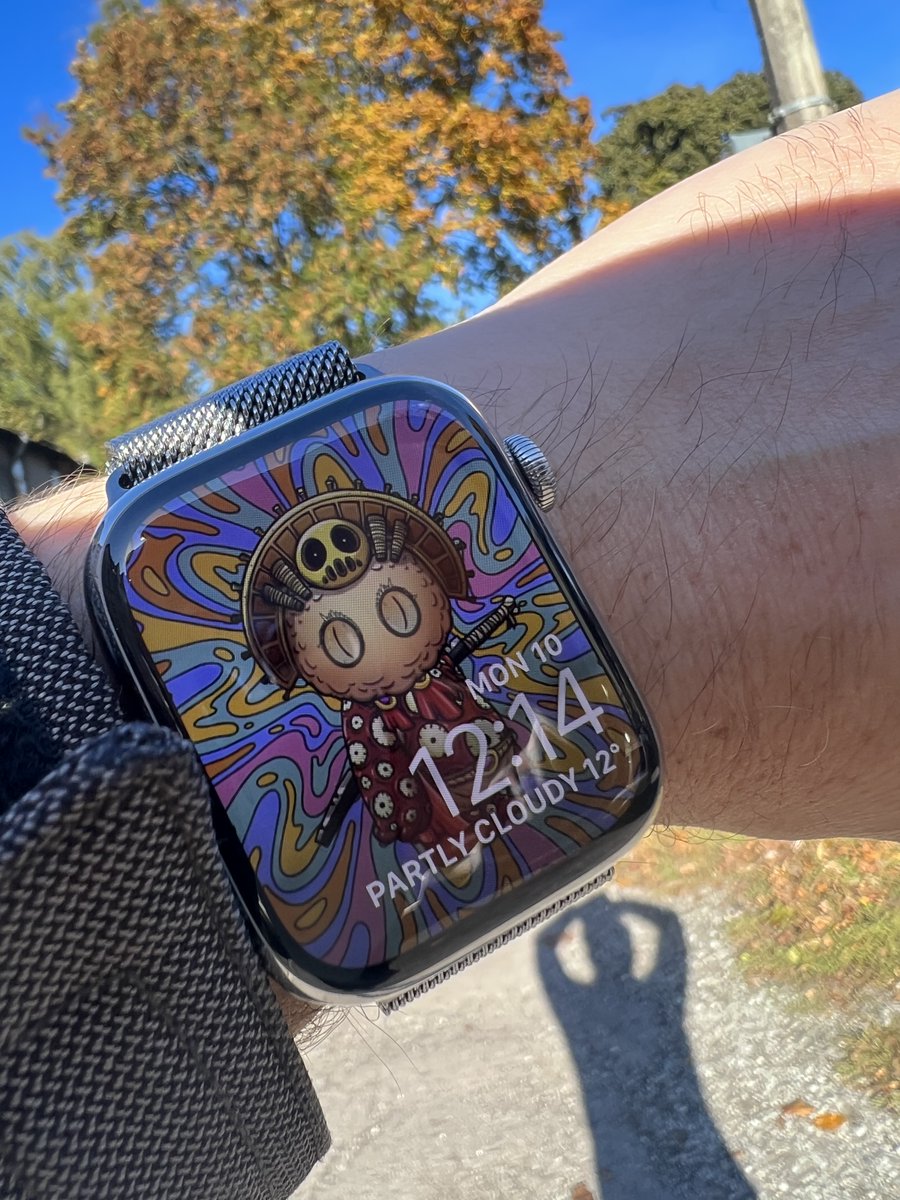 Amazing watch dial by <a href="/MonkeyIslandNFT/">Monkey Island 🍌</a> . Gives good vibes on this sunny autumn morning.
#NFT #Koda #Otherside <a href="/tallinnofficial/">Tallinn</a>