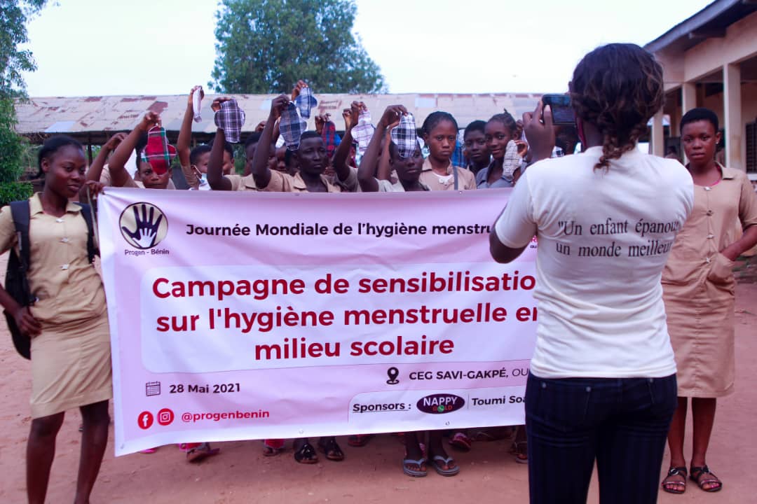 Pour le maintien des filles à l'école, joigne vous à nous pour dire non à la précarité menstruelle en milieu scolaire.
#educationdesfilles