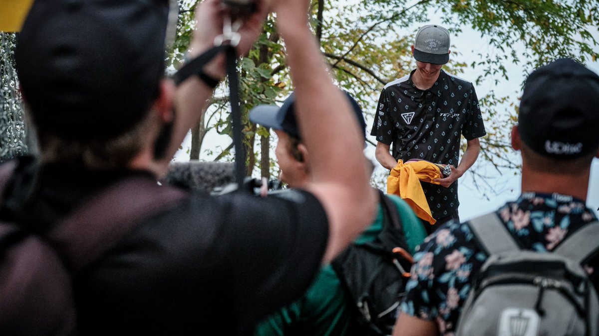 DiscGolfProTour's tweet photo. Winning on the biggest stage https://t.co/mL88TH1ZQH