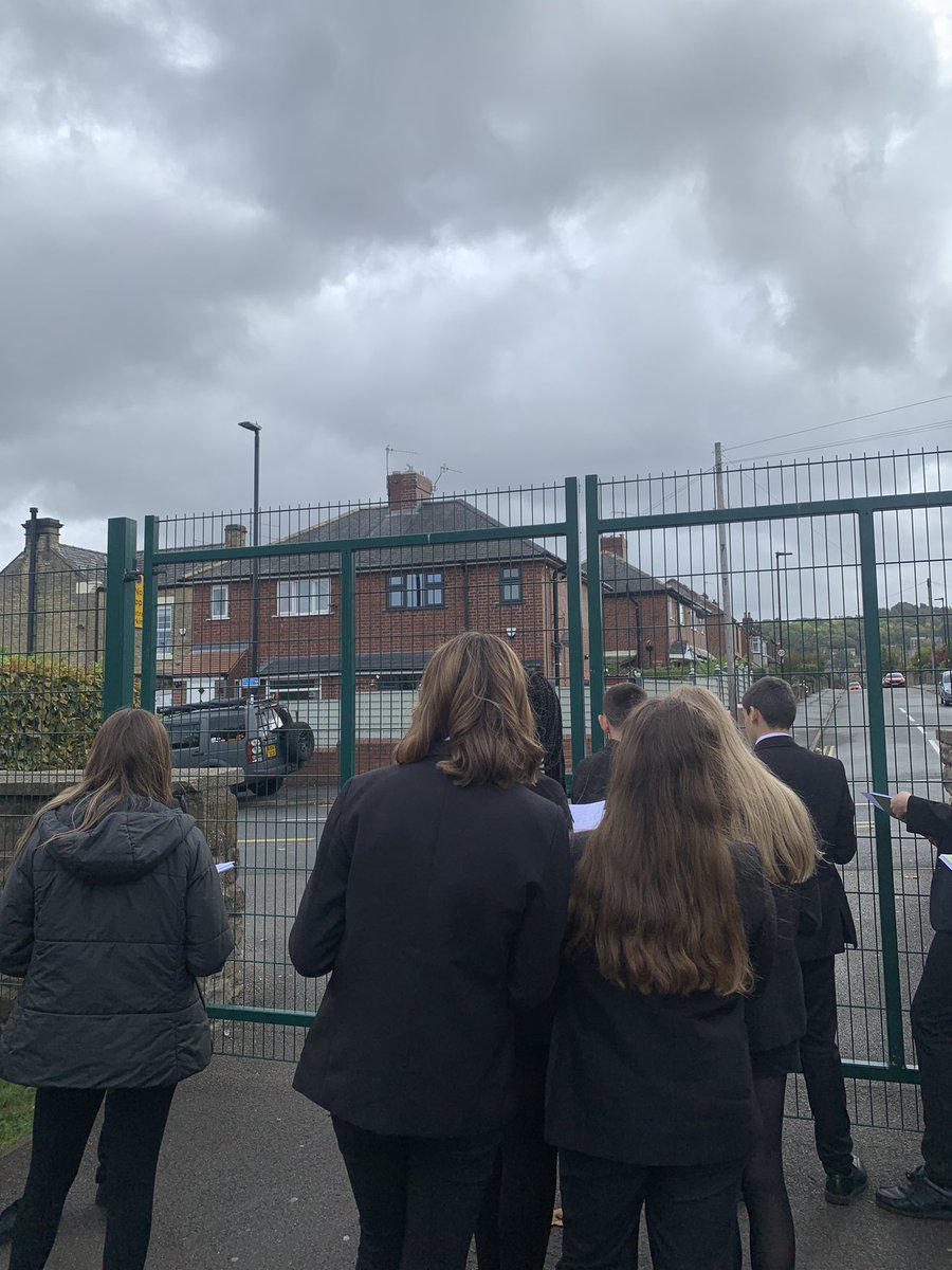 FvsGeography's tweet image. Over the past couple of weeks our Y9 classes have been conducting a geographical enquiry into social inequality in Sheffield. Here are some of our wonderful students collecting their primary data for Stannington 📊 Next step: data presentation!