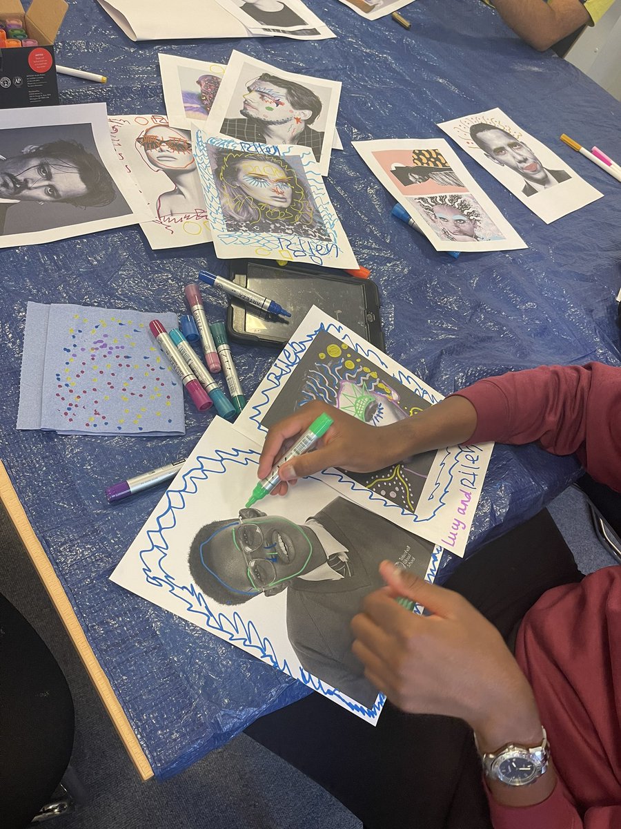 Really enjoyed our #NTSpeakUp session today at @tettenhall_wood thanks for having us again, we loved our afternoon with you and collage artist Caris Jackson @WolvesGrand @NT_Schools @NationalTheatre