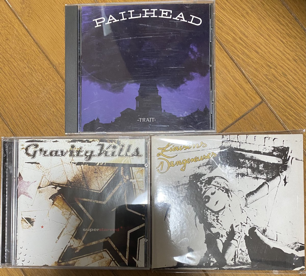 JimHarper666's tweet photo. New finds (3): Pailhead, TRAIT; Gravity Kills, SUPERSTARVED; Liaisons Dangereuses , s/t #Pailhead #GravityKills #LiaisonsDangereuses #industrial #waxtrax #electronica #postpunk https://t.co/v97iJXxmue