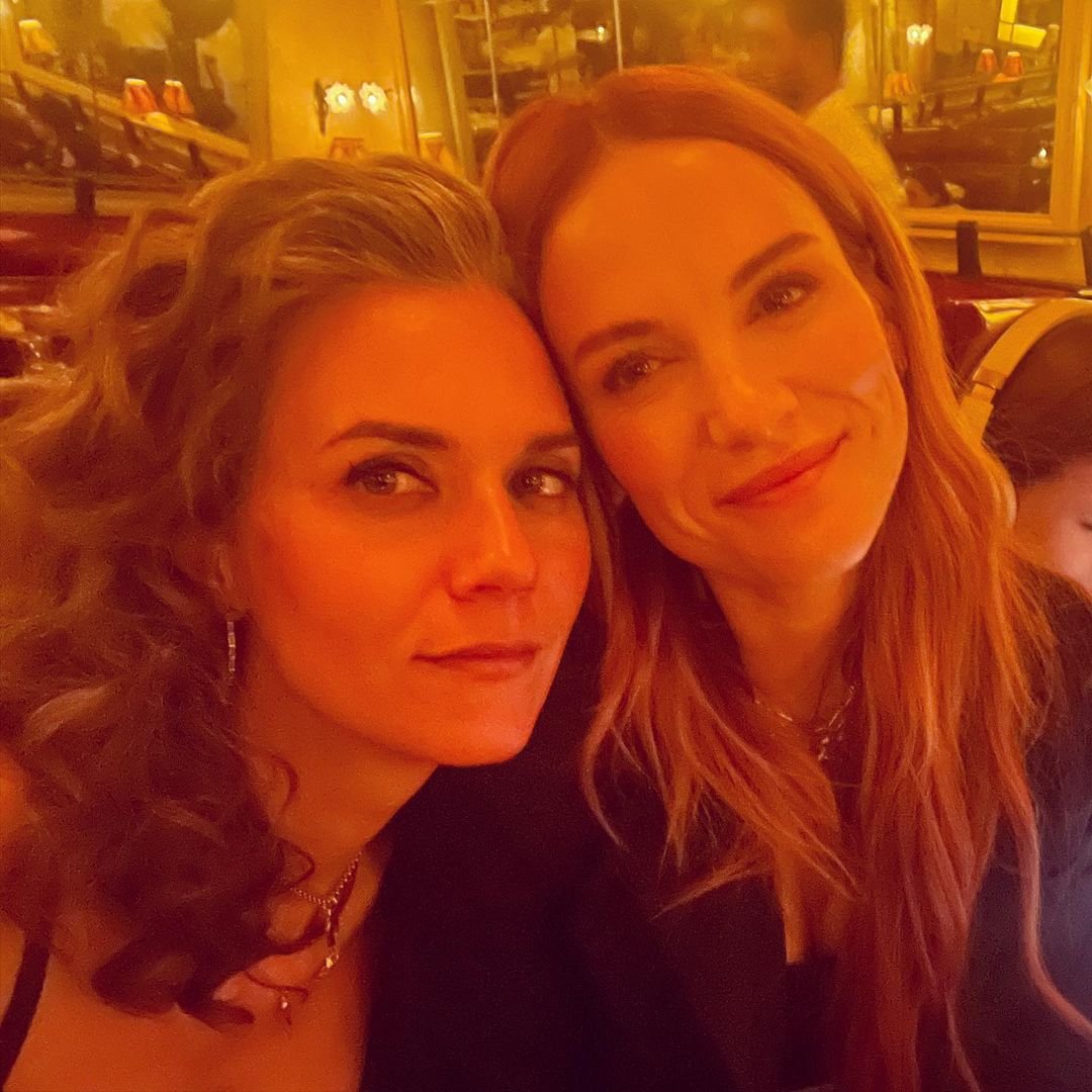 danneelthinker's tweet photo. besties are back <3 https://t.co/EtiNWiq1Uq