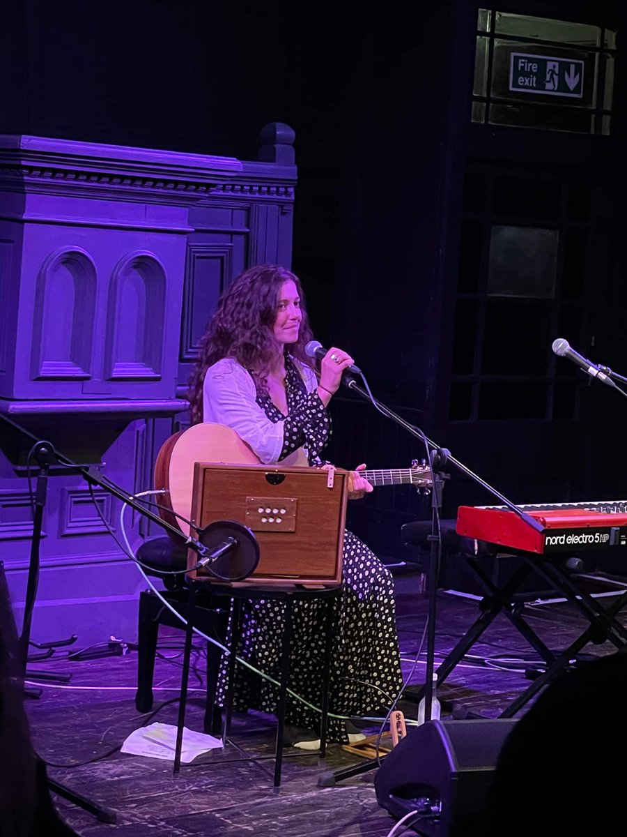 Ah, how lovely to share music and merriment at @acapelastudio last week. Thank you @MattJFrederick for the impromptu collaboration for my encore. Diolch o galon i bawb am ddod allan! x