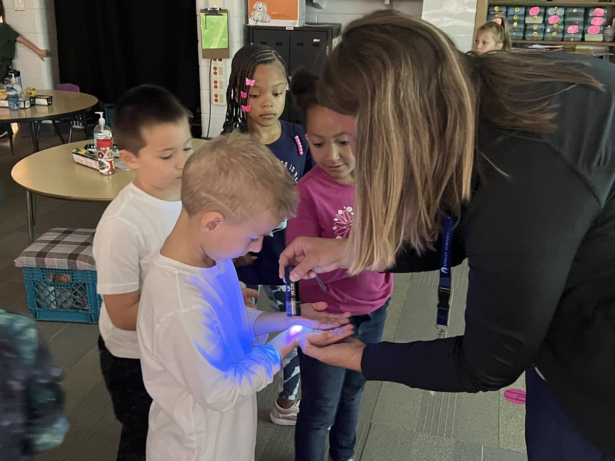 Mrs. Johnson’s 1st graders learned proper hand washing techniques today from Nurse Rose. #PattengillPride #BerkleyDifference