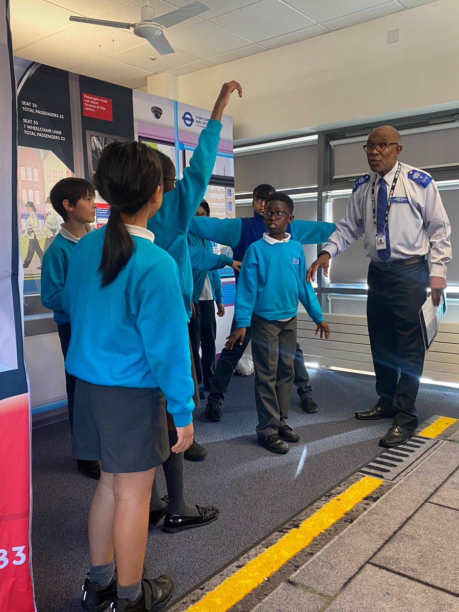 Year 6 visited the Shadwell Fire Station and met with a range of people from different careers, learning how to keep safe and how to use a ZIP card when travelling in London.