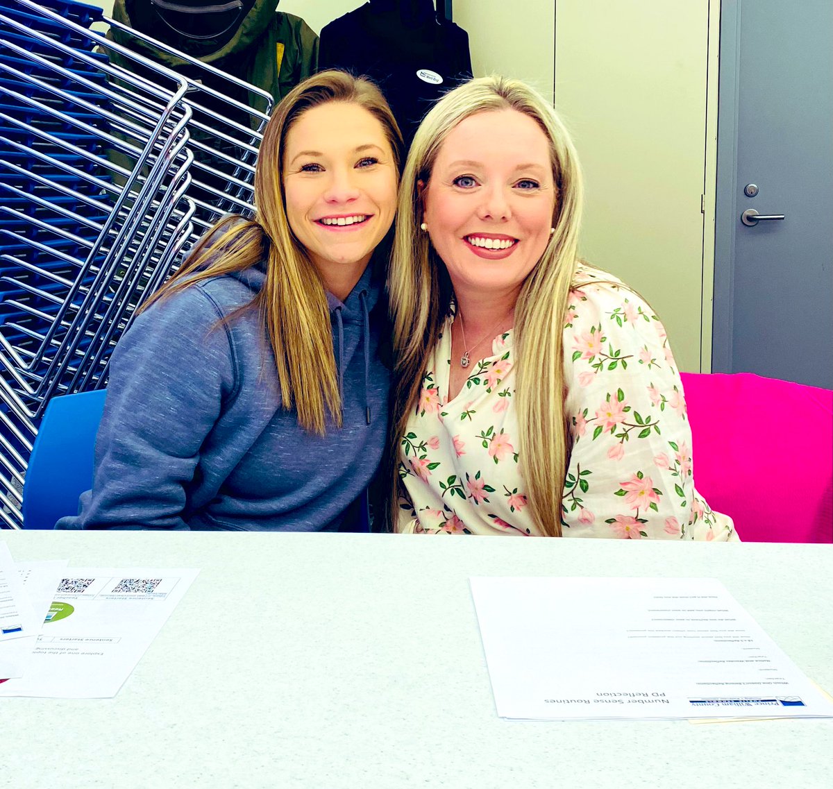 Mrs.Chapman tweet media