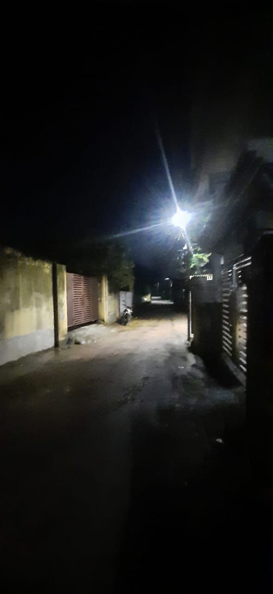 Tanmay_K_Samal's tweet photo. @CMCCuttack @pavankalyan @TPCentralOdisha The street light should be projected to road where as 2nos of street light in a pole is projected to a private property causing poor illumination to road. Kindly look into it. Location- Binayak Vihar, Darkhapatna. Ward no-52 https://t.co/YJFc8DIrjA